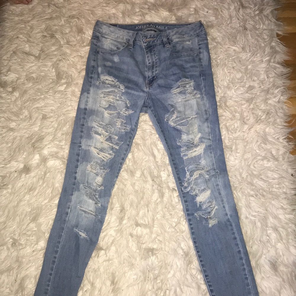 American Eagle Ripped Jeans!!!!
